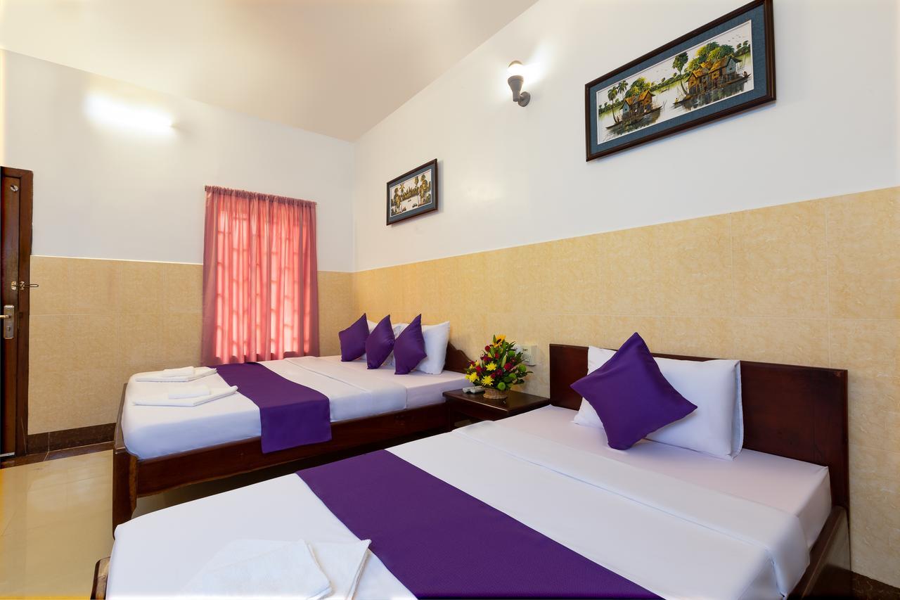 Botoum Hostel Сіємреап Екстер'єр фото